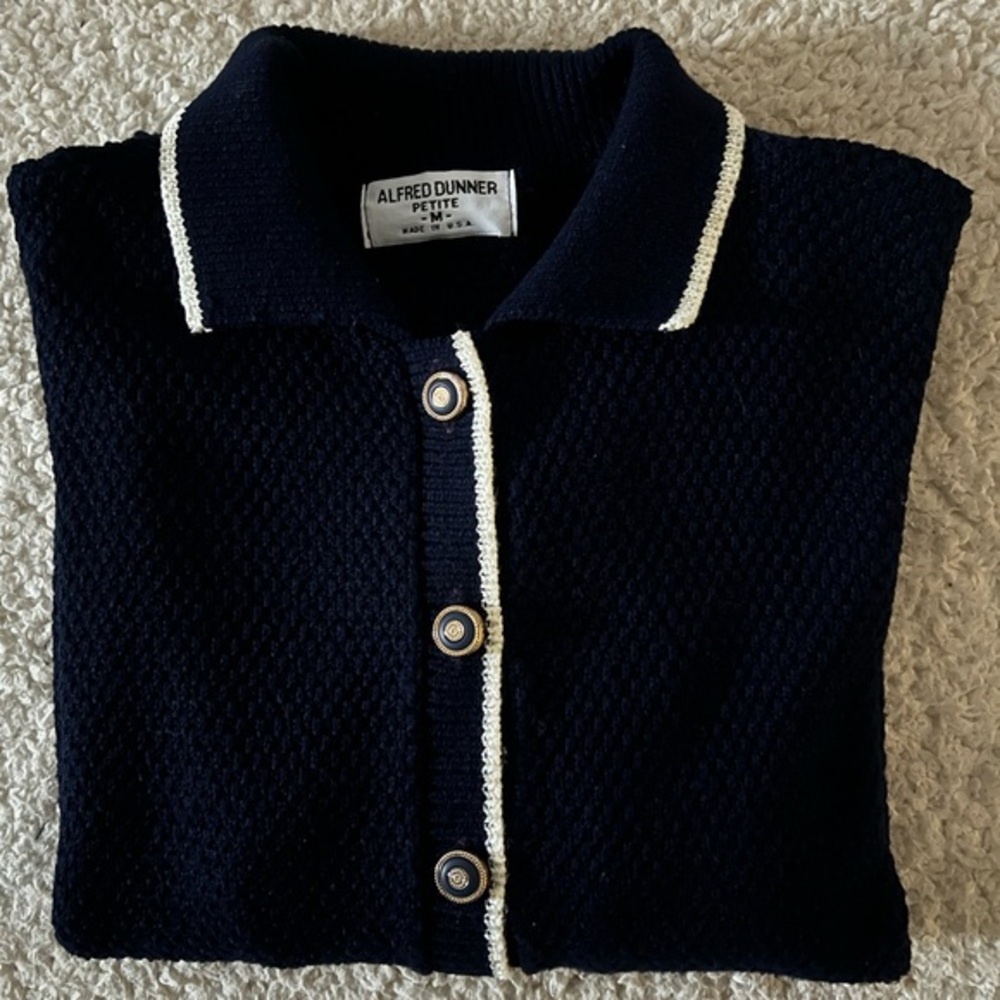 Alfred Dunner Women's Navy Cardigan Size: Petite Medium